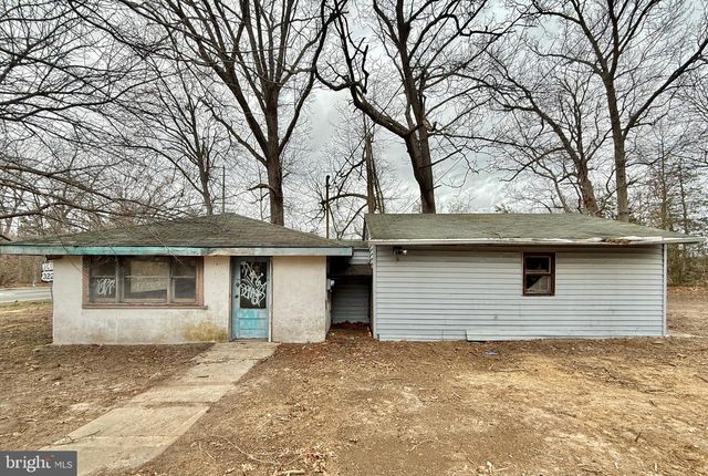 830 N TUCKAHOE RD, Williamstown, NJ 08094