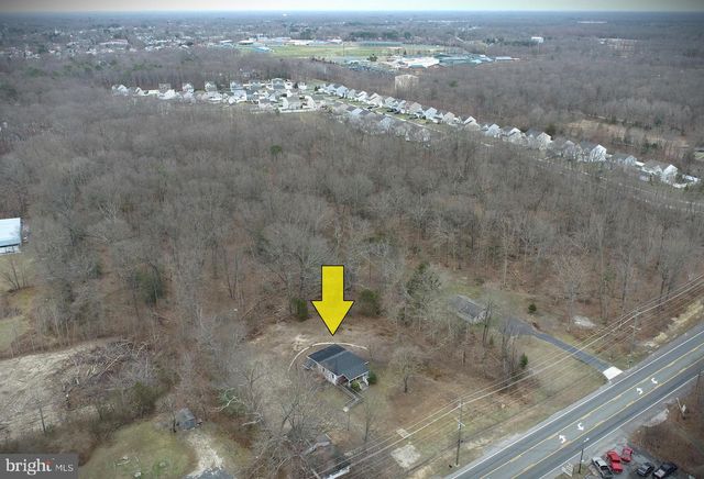 830 N TUCKAHOE RD, Williamstown, NJ 08094