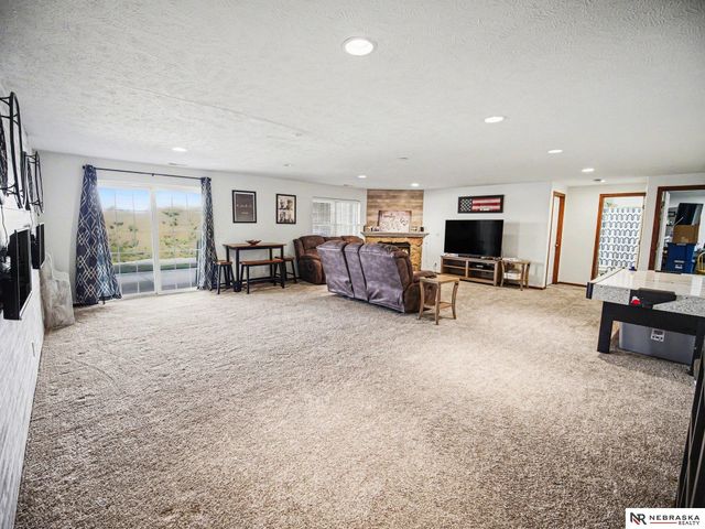 1510 Latham Street, Lincoln, NE 68521