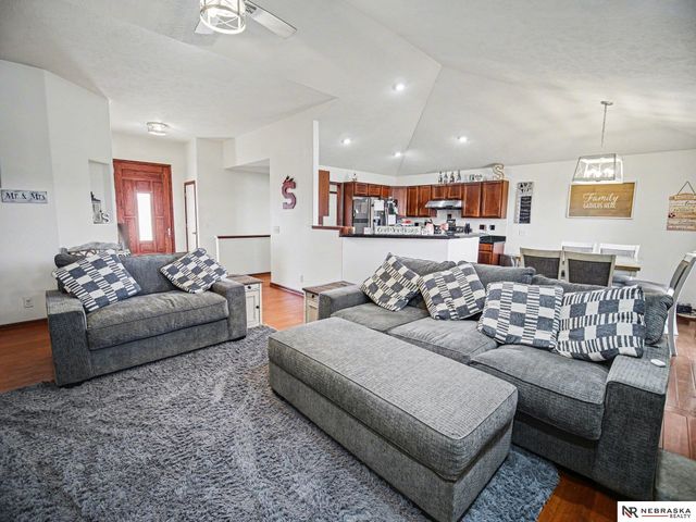 1510 Latham Street, Lincoln, NE 68521