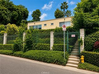 18048 Karen, Encino, CA 91316