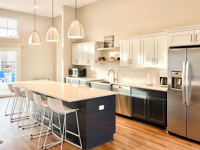 419 E Park Pl, Andover, KS 67002