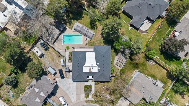 3545 E AVONDALE DR, Cottonwood Heights, UT 84121