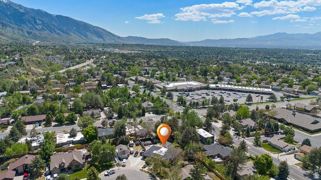 3545 E AVONDALE DR, Cottonwood Heights, UT 84121
