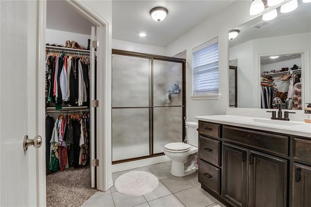 216 Evermore Lane, Yukon, OK 73099