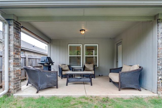 216 Evermore Lane, Yukon, OK 73099