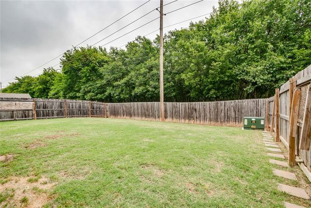 216 Evermore Lane, Yukon, OK 73099