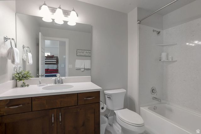 1907 E HOLIDAY LN, Washington, UT 84780