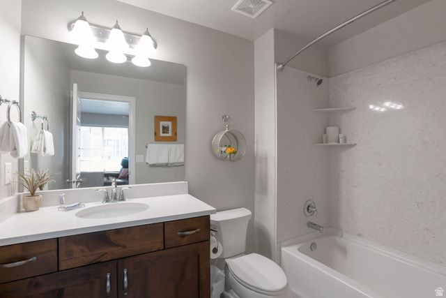 1907 E HOLIDAY LN, Washington, UT 84780