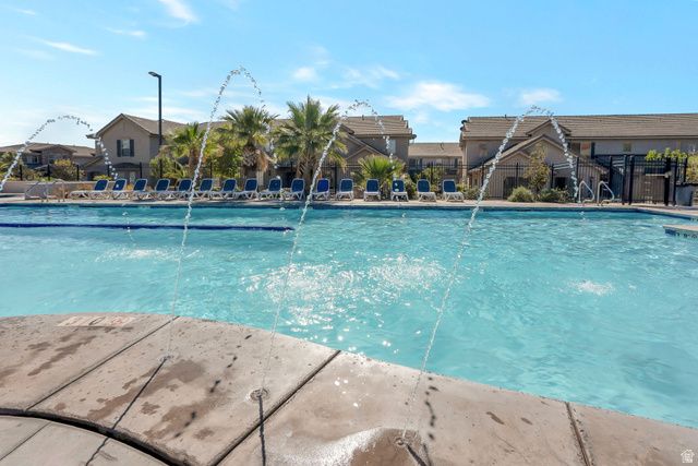 1907 E HOLIDAY LN, Washington, UT 84780