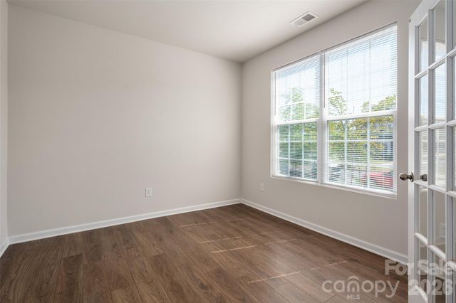 15740 Country House Street, Charlotte, NC 28273