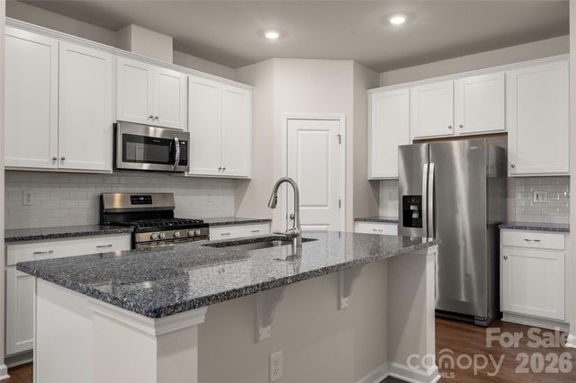 15740 Country House Street, Charlotte, NC 28273