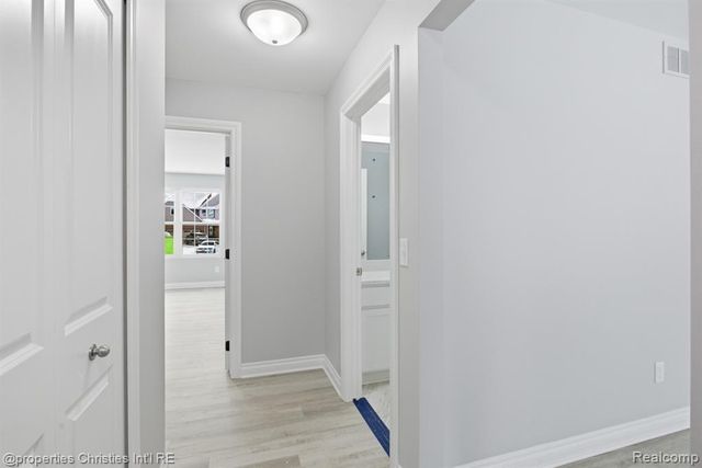 3120 Roma Court, Wixom, MI 48393