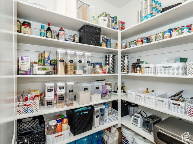 374 W ROPELATO DR, Nibley, UT 84321