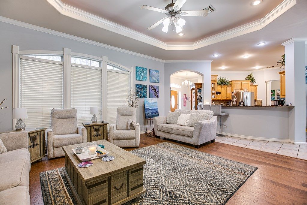 Image 13 of property listing at 1412 Doral Ct, San Angelo, TX 76904