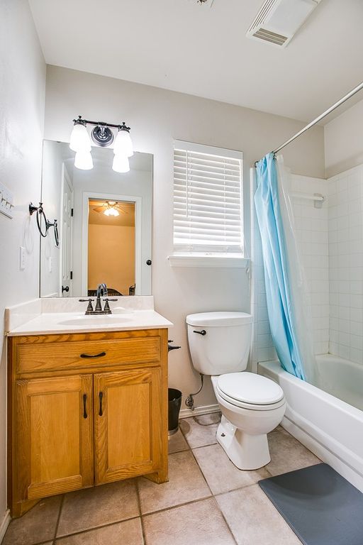 Image 20 of property listing at 1412 Doral Ct, San Angelo, TX 76904