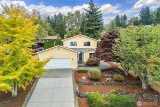 18546 10th Avenue NE, Poulsbo, WA 98370