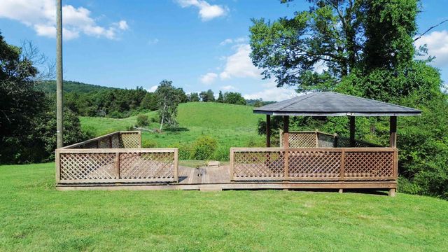 1715 Hwy 790, Bronston, KY 42518