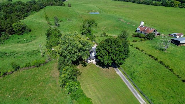 1715 Hwy 790, Bronston, KY 42518