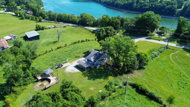 1715 Hwy 790, Bronston, KY 42518