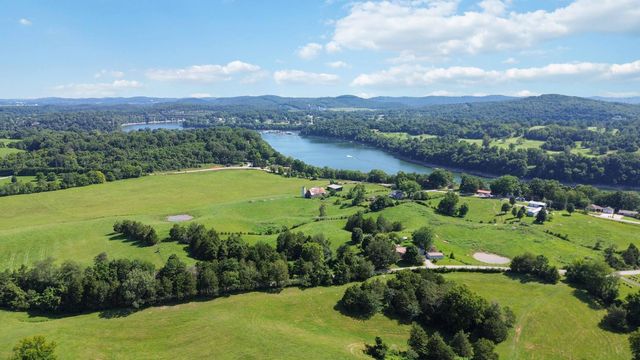 1715 Hwy 790, Bronston, KY 42518