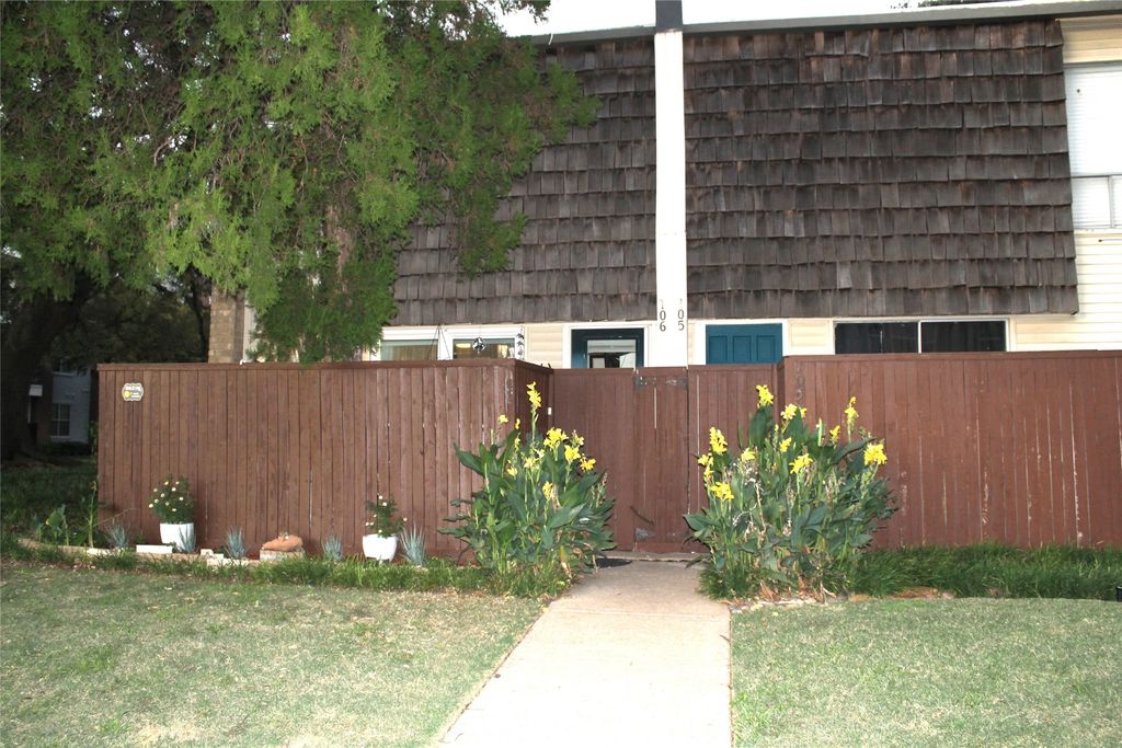 2702 Douglas Avenue 106, Dallas, TX 75219