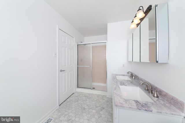 200 DYLAN DR, Lansdale, PA 19446