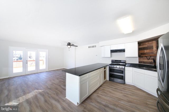 200 DYLAN DR, Lansdale, PA 19446