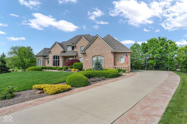 5874 Shallow Water Lane, Bargersville, IN 46106