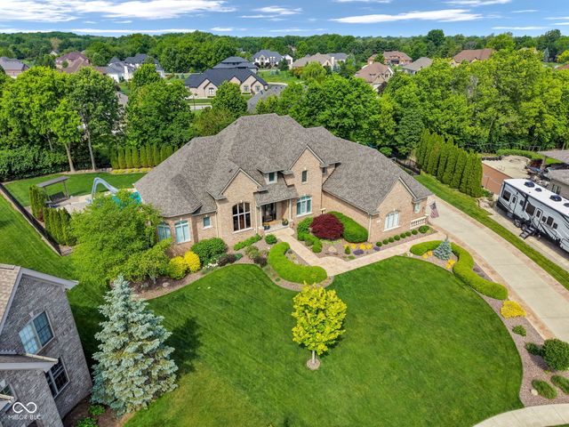 5874 Shallow Water Lane, Bargersville, IN 46106