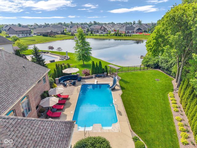 5874 Shallow Water Lane, Bargersville, IN 46106
