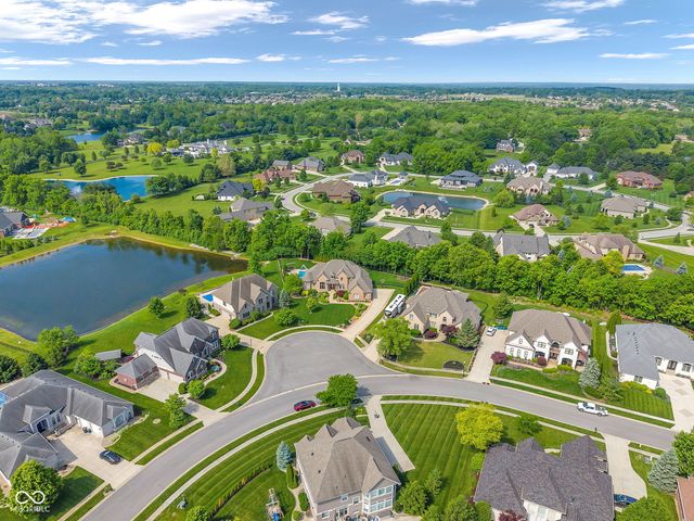 5874 Shallow Water Lane, Bargersville, IN 46106