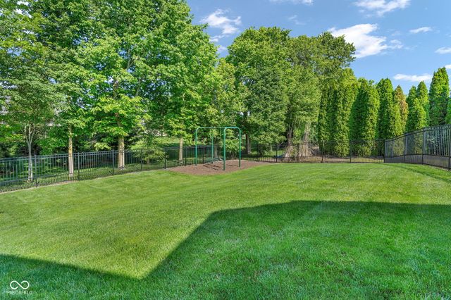 5874 Shallow Water Lane, Bargersville, IN 46106
