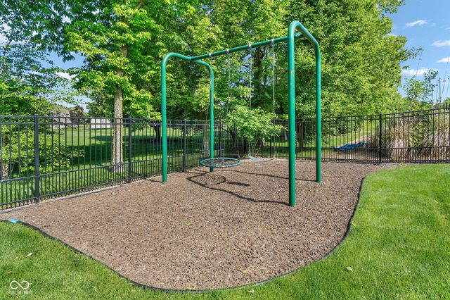 5874 Shallow Water Lane, Bargersville, IN 46106