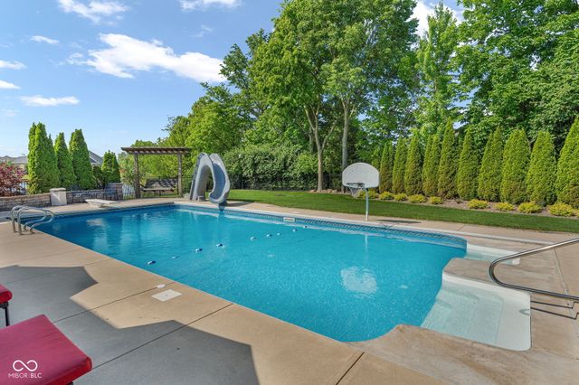 5874 Shallow Water Lane, Bargersville, IN 46106