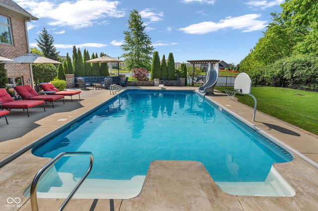5874 Shallow Water Lane, Bargersville, IN 46106