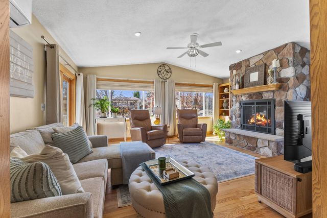 8019 122nd Lane N, Champlin, MN 55316