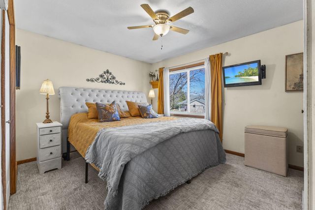 8019 122nd Lane N, Champlin, MN 55316