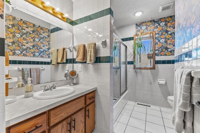 8019 122nd Lane N, Champlin, MN 55316