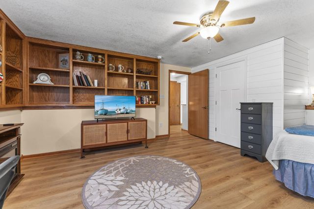 8019 122nd Lane N, Champlin, MN 55316