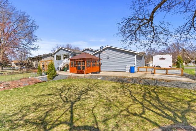 8019 122nd Lane N, Champlin, MN 55316