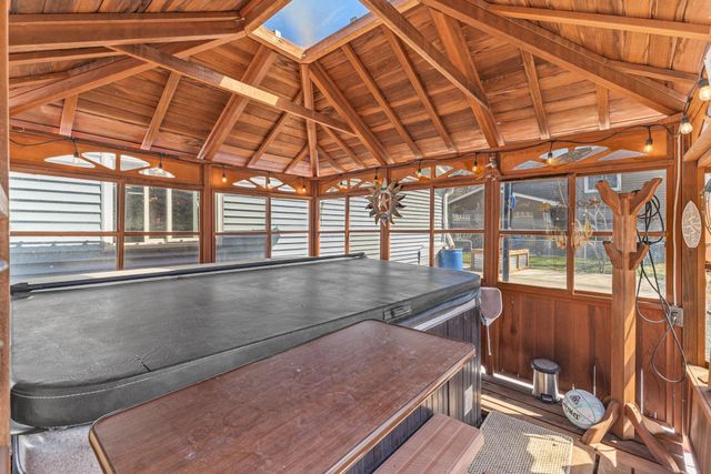 8019 122nd Lane N, Champlin, MN 55316