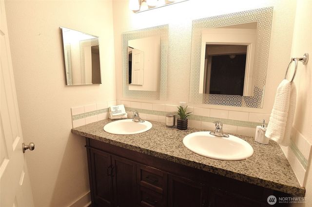 1308 N Pearl Street, Centralia, WA 98531