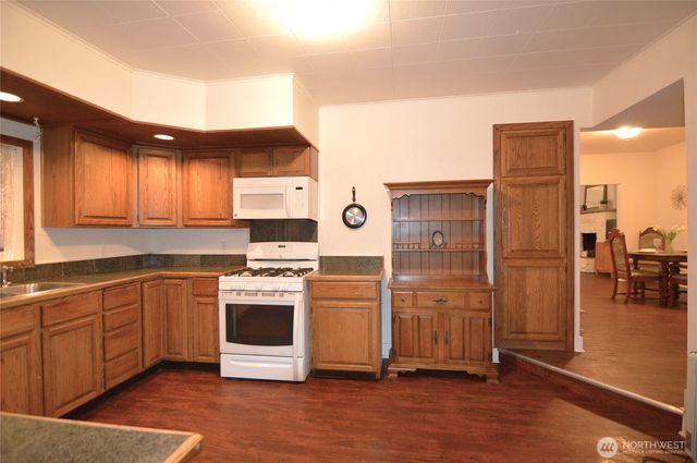 1308 N Pearl Street, Centralia, WA 98531