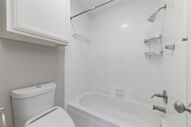 11439 Devencrest Drive, Houston, TX 77066