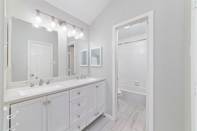 11439 Devencrest Drive, Houston, TX 77066