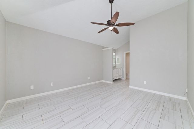 11439 Devencrest Drive, Houston, TX 77066