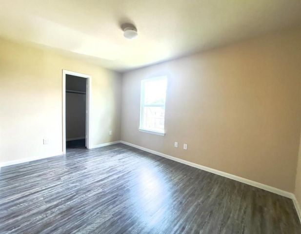 16666 E Hammon, Montgomery, TX 77316