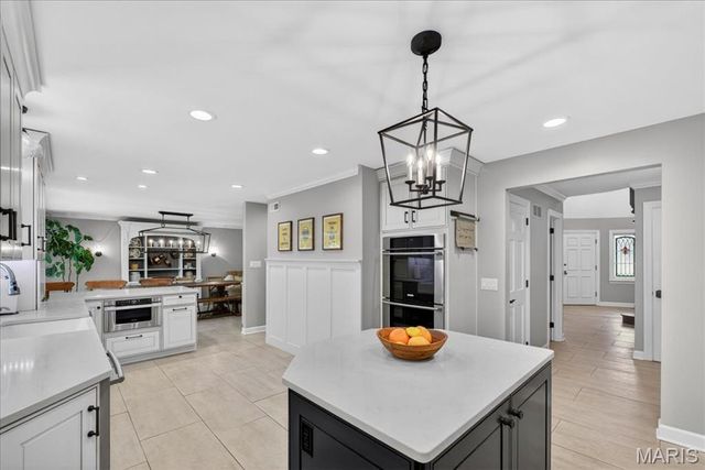 12673 Alswell Lane, St Louis, MO 63128