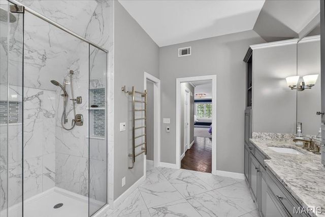 12673 Alswell Lane, St Louis, MO 63128